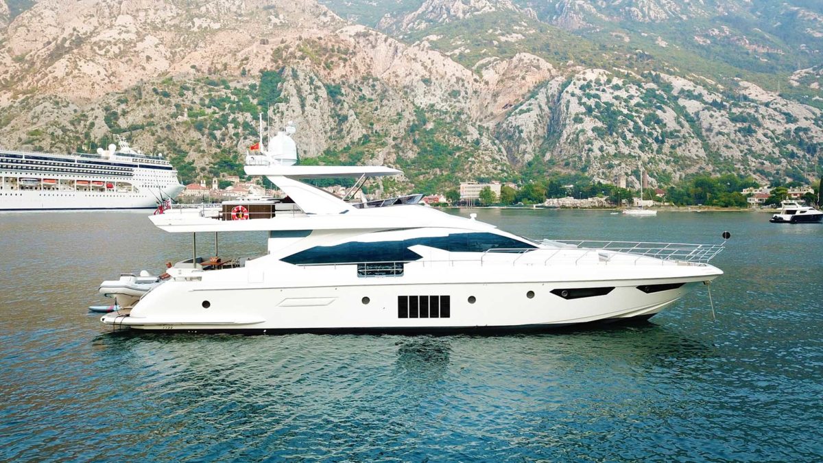 Explore Dubai While in the Lap of Complete Luxury, Aboard a Luxury Yacht