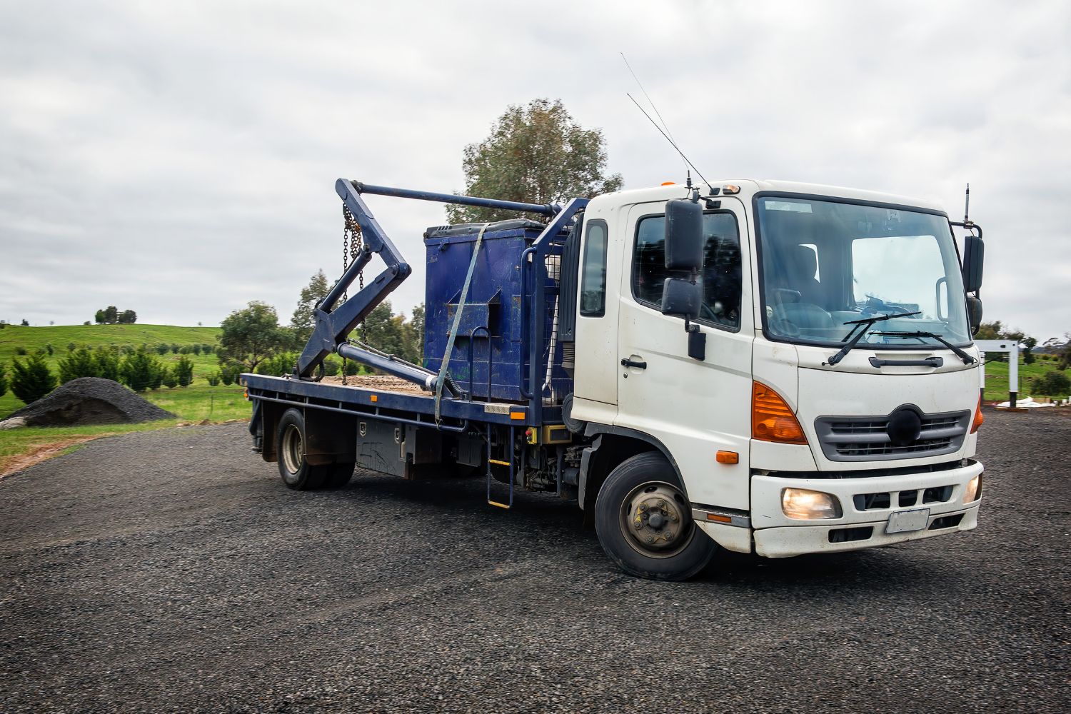 7 Choose the right disposal bin for you with Skip Bins