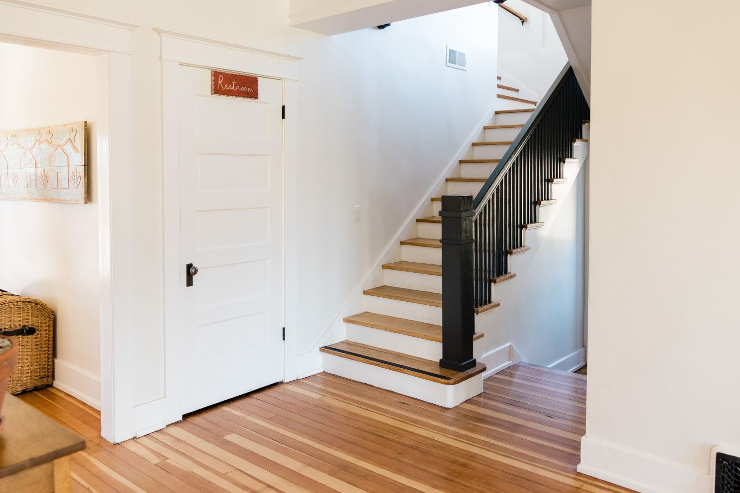 The main reasons why every home needs aluminum stairs