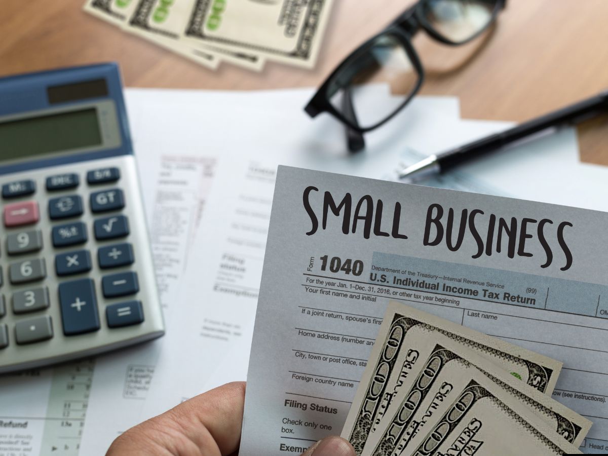 Choosing the Right Answering Service for Your Small Business Choosing the Right Answering Service for Your Small Business