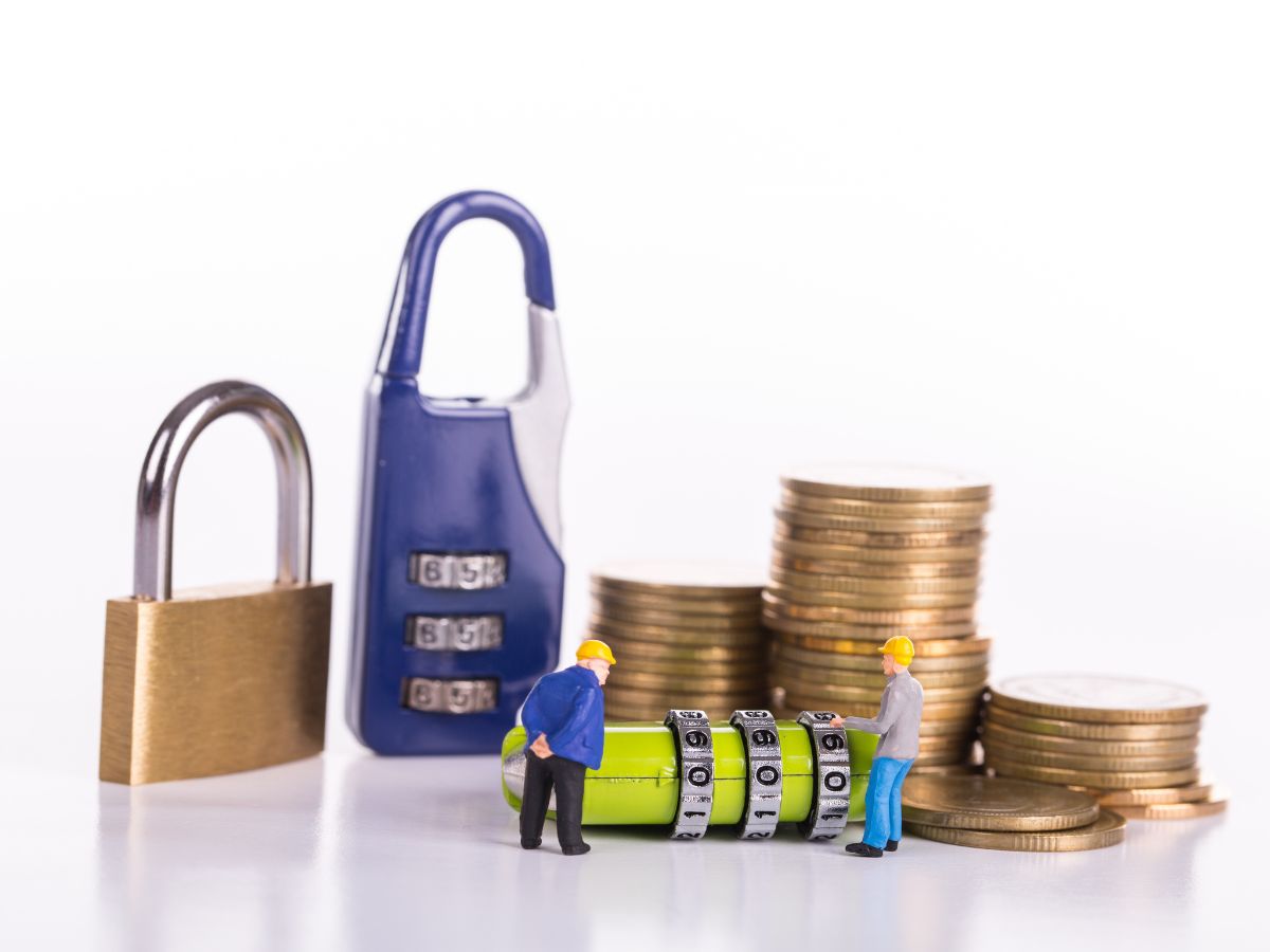 Decoding Safety Signs: Understanding Their Importance and Meaning